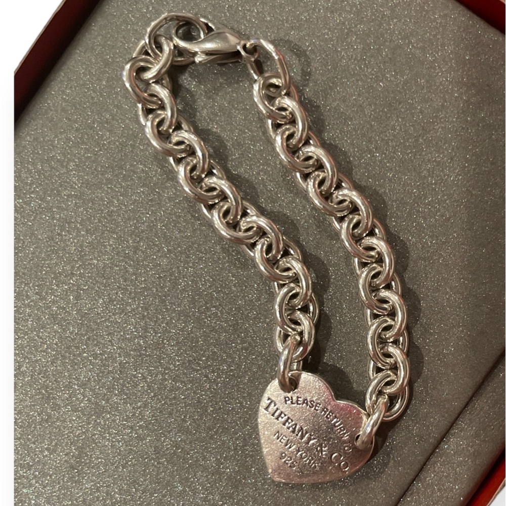 Authenic Tiffany Bracelet from the Return to Tiffany collection